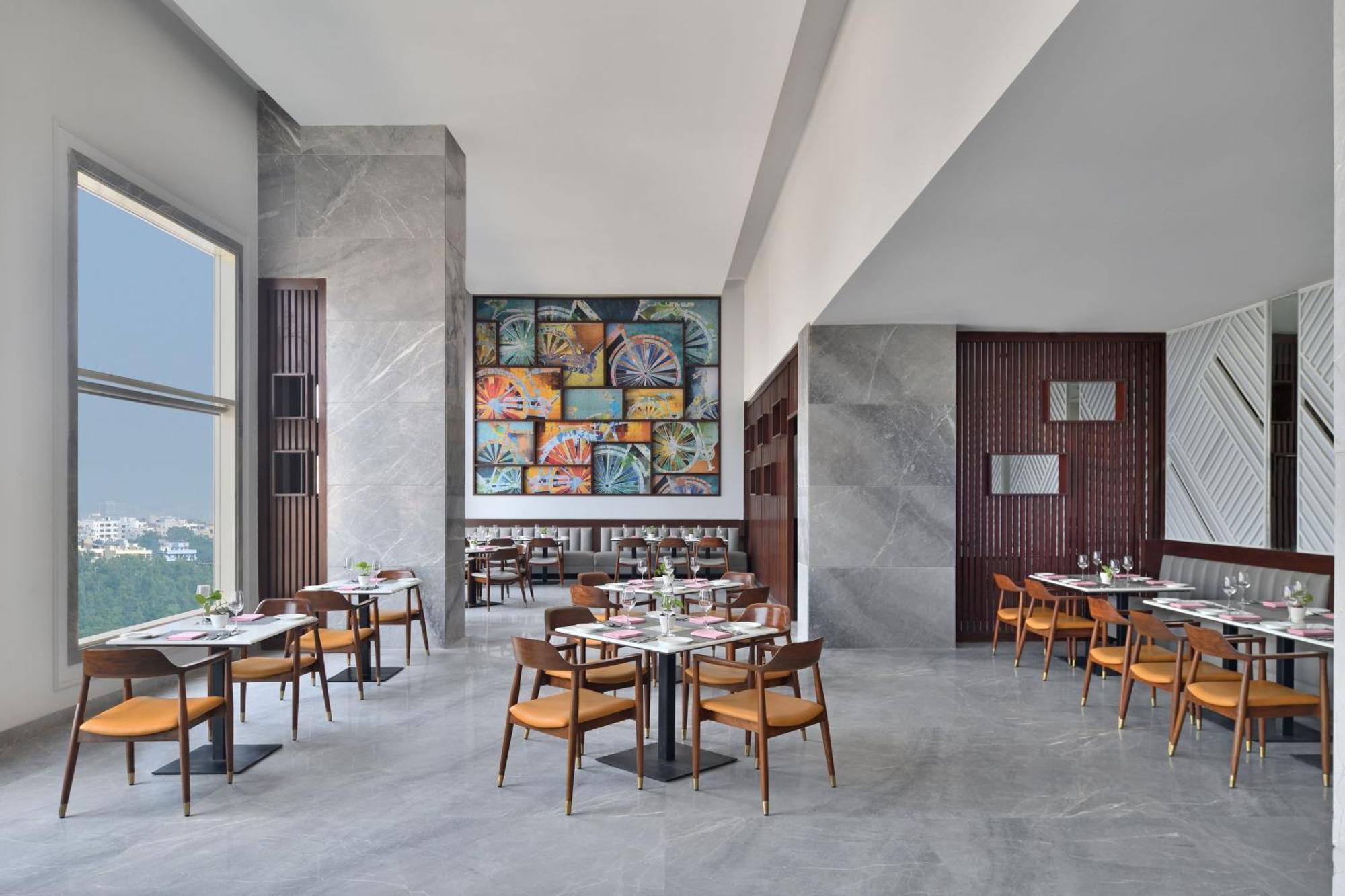 होटल Le Meridien 5*
